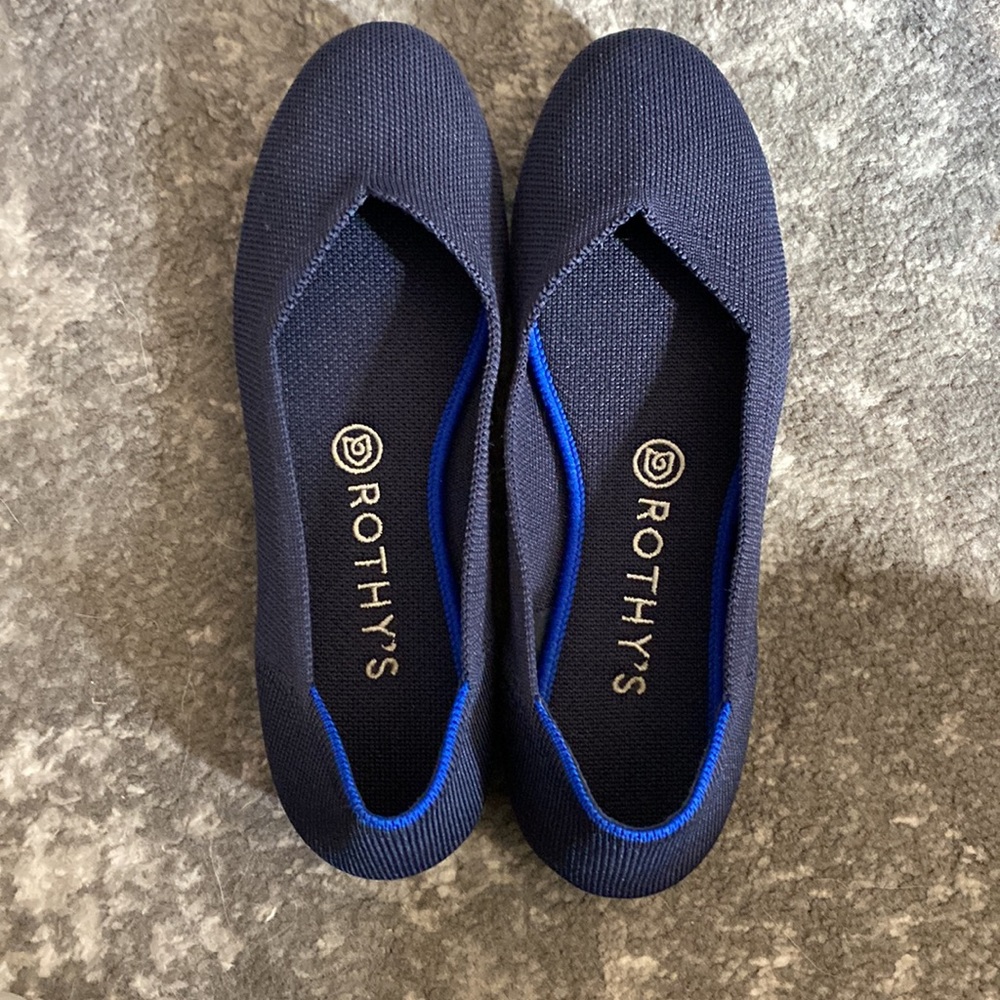 Rothy’s Navy Flats EUC!